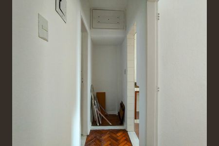 Corredor de apartamento à venda com 1 quarto, 44m² em Estácio, Rio de Janeiro
