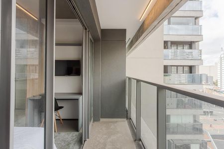 Varanda de kitnet/studio para alugar com 1 quarto, 21m² em Paraíso, São Paulo