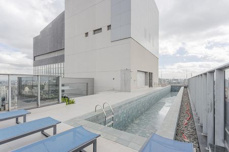 Studio para alugar com 21m², 1 quarto e sem vagaPiscina