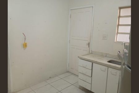 Cozinha de casa para alugar com 1 quarto, 120m² em Jardim Adriana, Guarulhos