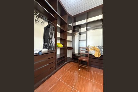 Casa para alugar com 180m², 2 quartos e 1 vagaQuarto