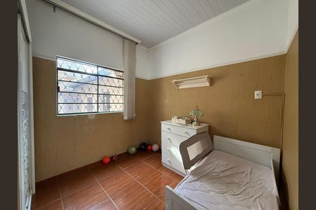 Casa para alugar com 180m², 2 quartos e 1 vagaQuarto