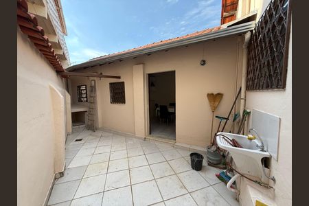 Casa para alugar com 180m², 2 quartos e 1 vagaÁrea externa