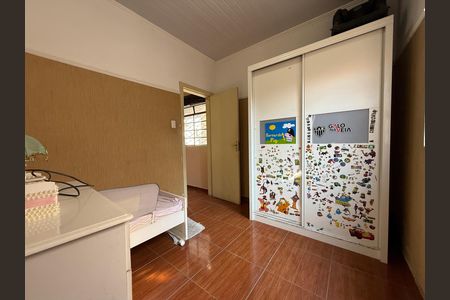 Casa para alugar com 180m², 2 quartos e 1 vagaQuarto