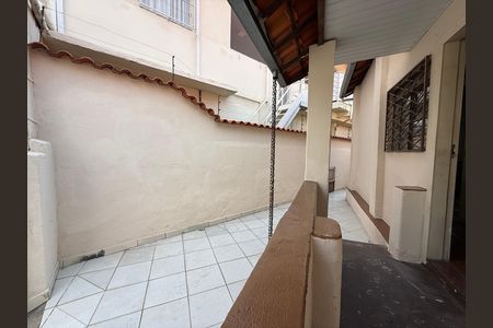 Casa para alugar com 180m², 2 quartos e 1 vagaÁrea externa