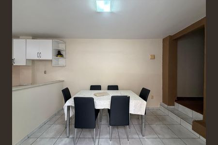 Casa para alugar com 180m², 2 quartos e 1 vagaCozinha