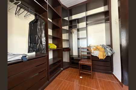 Casa para alugar com 180m², 2 quartos e 1 vagaQuarto