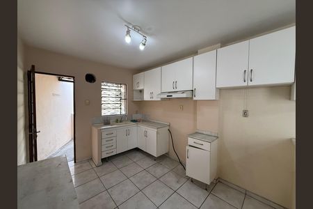 Casa para alugar com 180m², 2 quartos e 1 vagaCozinha