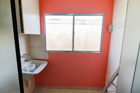 Apartamento para alugar com 61m², 2 quartos e 1 vagaÁrea de Serviço