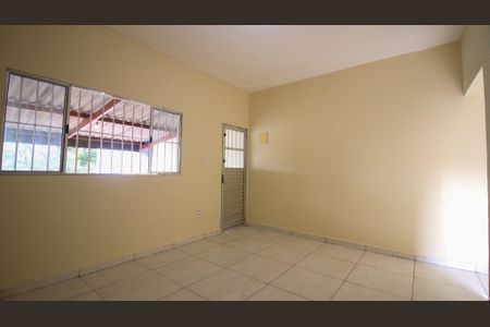 Casa para alugar com 2 quartos, 110m² em Parque Sao Rafael, São Paulo