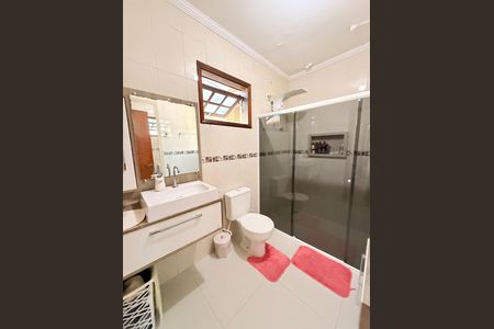 Casa à venda com 146m², 2 quartos e 3 vagasBanheiro da Suíte