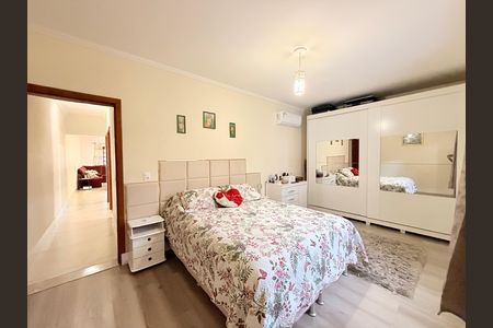 Casa à venda com 146m², 2 quartos e 3 vagasSuíte