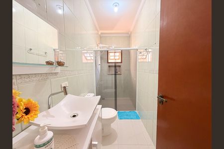 Casa à venda com 146m², 2 quartos e 3 vagasBanheiro Social