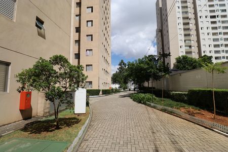 Apartamento à venda com 45m², 2 quartos e sem vagaÁrea comum