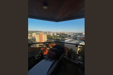 Apartamento à venda com 128m², 3 quartos e 2 vagas Apartamento à venda com 128m², 3 quartos e 2 vagasFoto 02