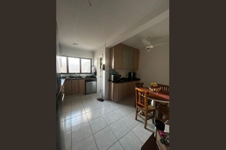 Apartamento à venda com 128m², 3 quartos e 2 vagas Apartamento à venda com 128m², 3 quartos e 2 vagasFoto 11