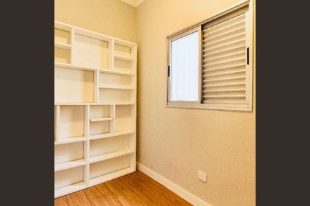 Foto 02 de casa à venda com 4 quartos, 183m² em Ipiranga, São Paulo