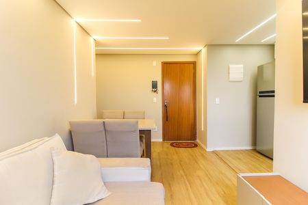 Sala de apartamento para alugar com 2 quartos, 44m² em Colônia (zona Leste), São Paulo