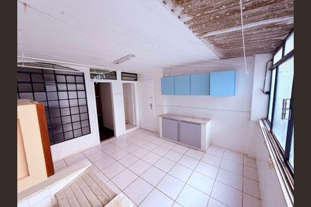 Apartamento para alugar com 160m², 4 quartos e 2 vagas