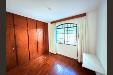 Apartamento para alugar com 160m², 4 quartos e 2 vagas