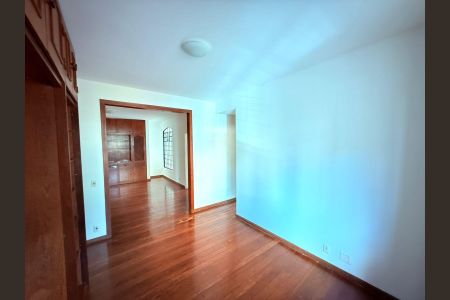 Sala de apartamento para alugar com 4 quartos, 160m² em Serra, Belo Horizonte