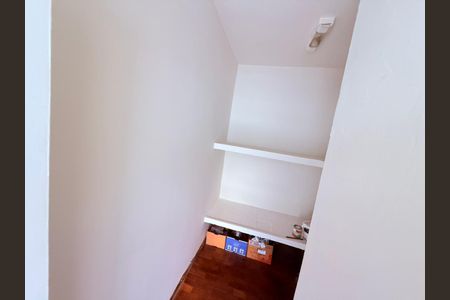 Apartamento para alugar com 160m², 4 quartos e 2 vagas
