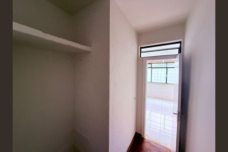 Apartamento para alugar com 160m², 4 quartos e 2 vagas