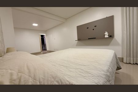 Casa à venda com 530m², 4 quartos e 2 vagasSuite 01