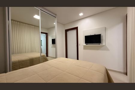 Casa à venda com 530m², 4 quartos e 2 vagasSuite 03