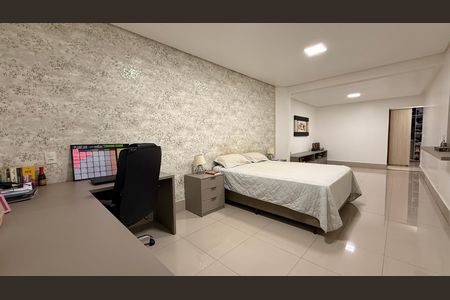 Casa à venda com 530m², 4 quartos e 2 vagasSuite 01