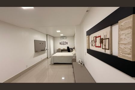 Casa à venda com 530m², 4 quartos e 2 vagasSuite 01