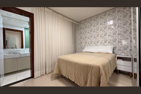 Casa à venda com 530m², 4 quartos e 2 vagasSuite 03