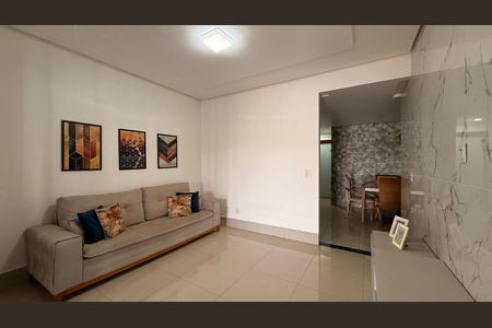 Casa à venda com 530m², 4 quartos e 2 vagasSala TV
