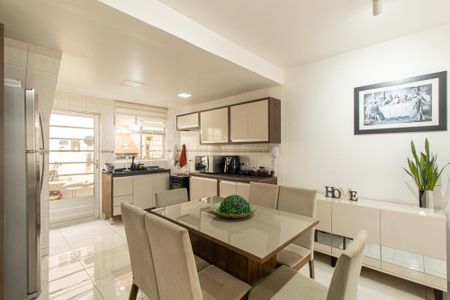 Casa de condomínio à venda com 70m², 3 quartos e 2 vagasCozinha