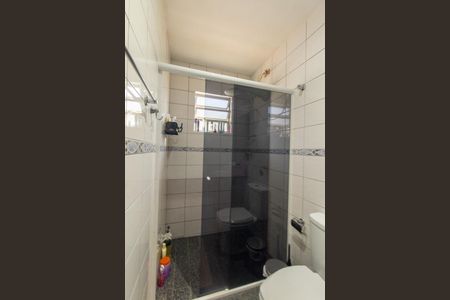 Casa de condomínio à venda com 70m², 3 quartos e 2 vagasBanheiro Social