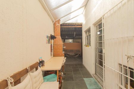 Casa de condomínio à venda com 70m², 3 quartos e 2 vagasÁrea de Serviço