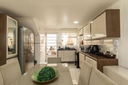 Casa de condomínio à venda com 70m², 3 quartos e 2 vagasCozinha
