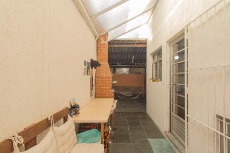 Casa de condomínio à venda com 70m², 3 quartos e 2 vagasÁrea de Serviço