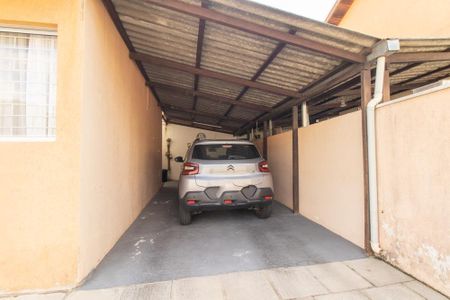 Casa de condomínio à venda com 70m², 3 quartos e 2 vagasGaragem