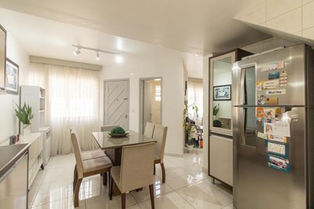 Casa de condomínio à venda com 70m², 3 quartos e 2 vagasCozinha