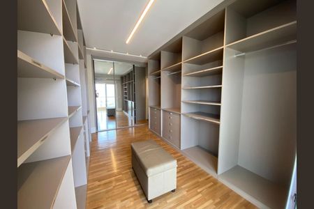 Apartamento à venda com 226m², 3 quartos e 4 vagas Apartamento à venda com 226m², 3 quartos e 4 vagasFoto 35