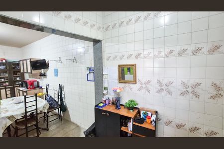 Casa à venda com 175m², 2 quartos e 1 vaga