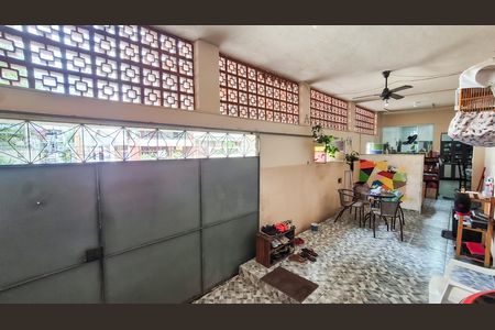 Casa à venda com 175m², 2 quartos e 1 vaga