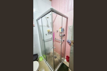Casa à venda com 175m², 2 quartos e 1 vaga