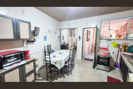 Casa à venda com 2 quartos, 175m² em Vaz Lobo, Rio de Janeiro