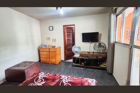 Casa à venda com 175m², 2 quartos e 1 vaga