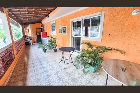 Casa à venda com 2 quartos, 175m² em Vaz Lobo, Rio de Janeiro