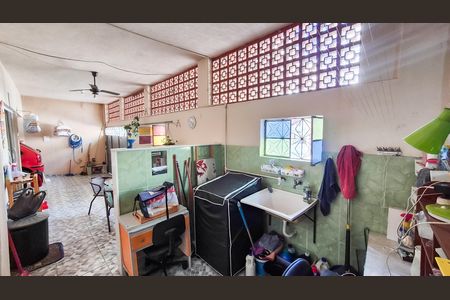 Casa à venda com 175m², 2 quartos e 1 vaga