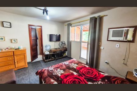 Casa à venda com 175m², 2 quartos e 1 vaga