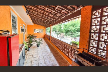 Casa à venda com 175m², 2 quartos e 1 vaga